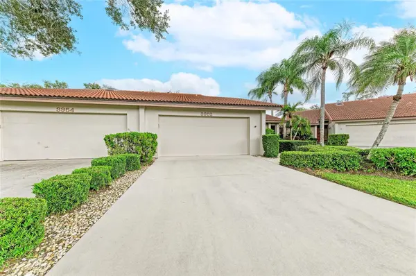 3952 WILSHIRE CIR E #166, Sarasota, FL 34238