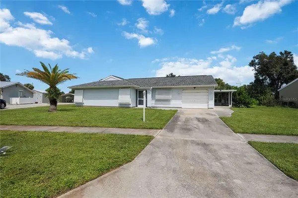 5858 KENWOOD DR, North Port, FL 34287