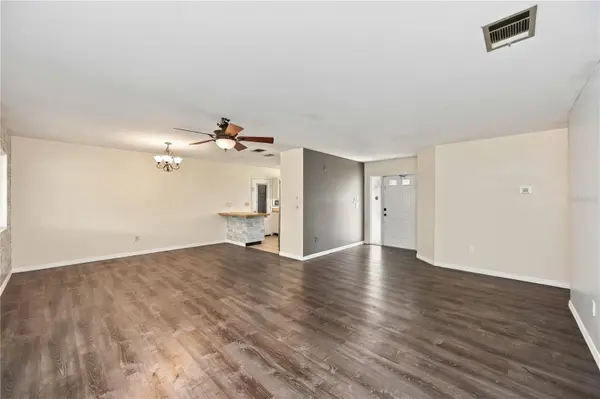 5858 KENWOOD DR, North Port, FL 34287