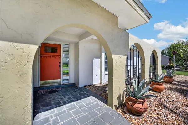 2400 NUREMBERG BLVD, Punta Gorda, FL 33983