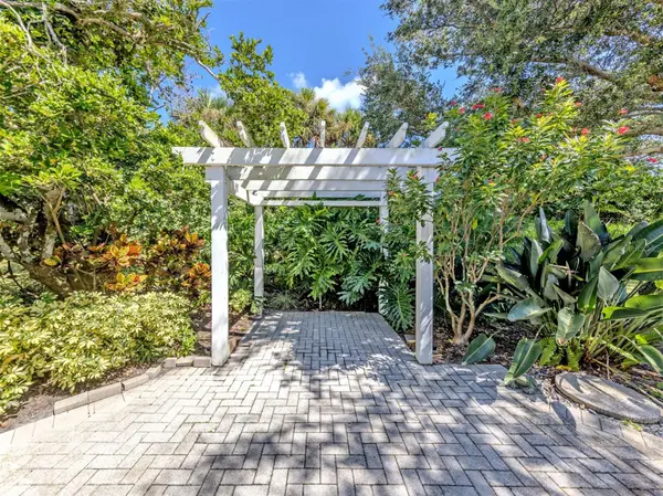 554 FALLBROOK DR, Venice, FL 34292
