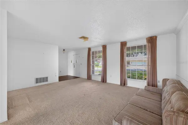 8810 SHOEMAKER LN, Hudson, FL 34667