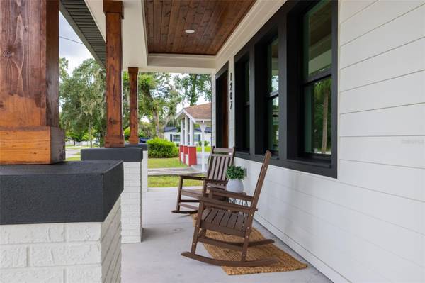 1207 E ELLICOTT ST, Tampa, FL 33603