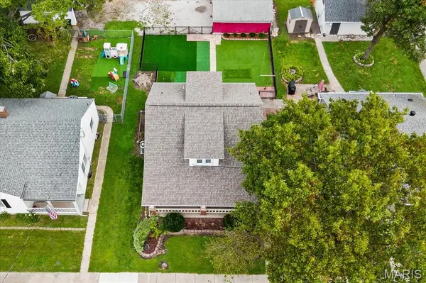 305 W White ST, Millstadt, IL 62260
