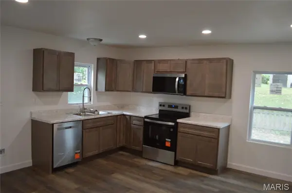 1019 Vine ST, Festus, MO 63028