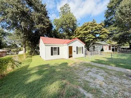 414 W 5th ST, Kennett, MO 63857