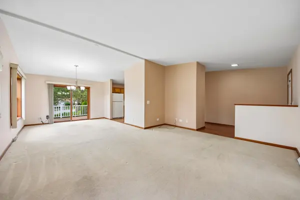 3519 Blue Heron CIR, Grayslake, IL 60030