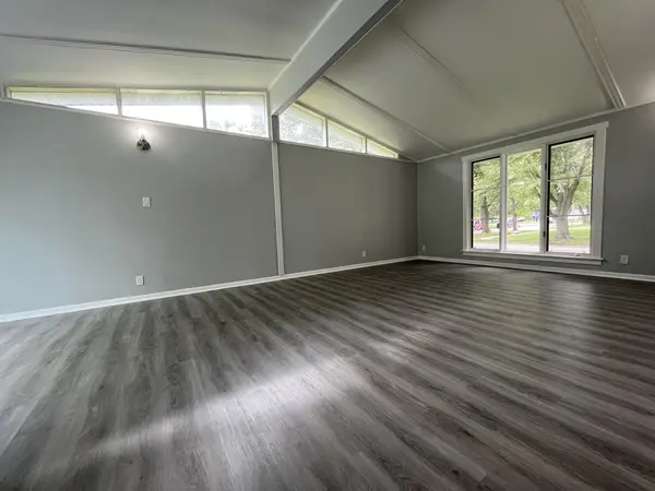 150 Wilson PL, Oswego, IL 60543