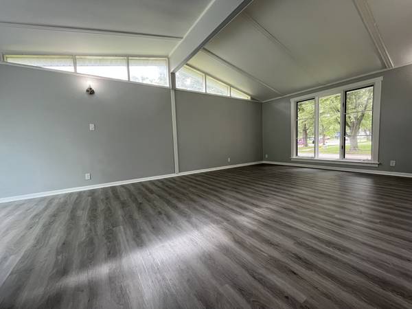 150 Wilson PL, Oswego, IL 60543