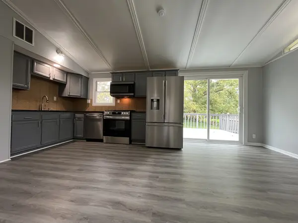 150 Wilson PL, Oswego, IL 60543