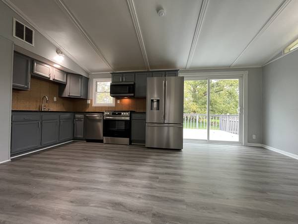 150 Wilson PL, Oswego, IL 60543
