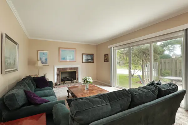 7 The Court Of Greenway, Northbrook, IL 60062