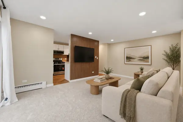 791 W KATHLEEN DR #B, Des Plaines, IL 60016