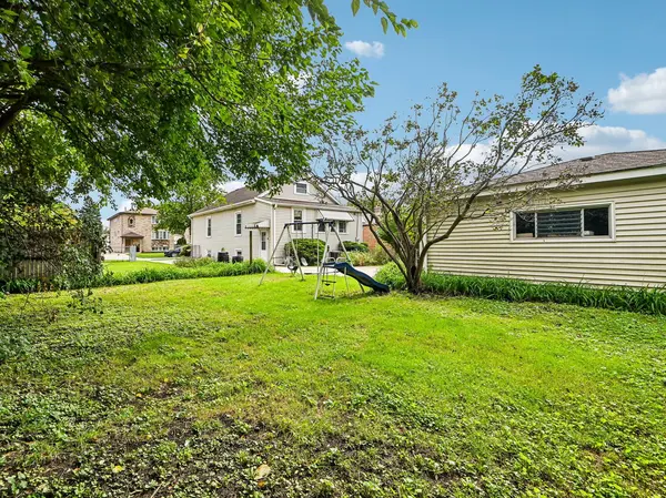 4312 Grace ST, Schiller Park, IL 60176