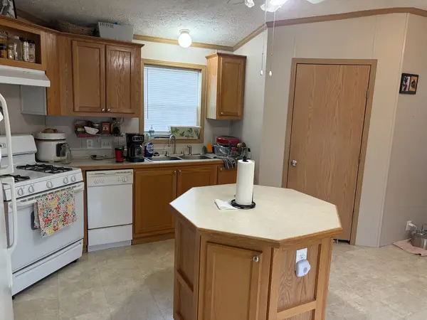 5611 Melrose South, Quincy, IL 62305