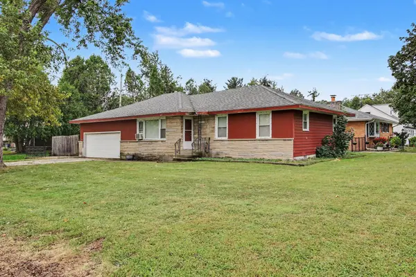 1702 Minnesota ST, Hobart, IN 46342