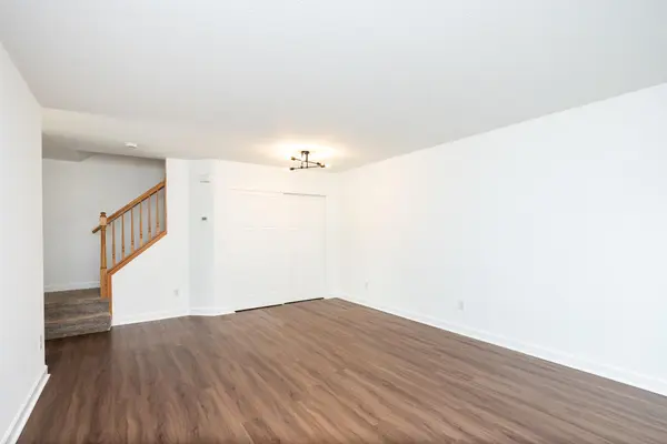 1228 Elmwood AVE, Shakopee, MN 55379