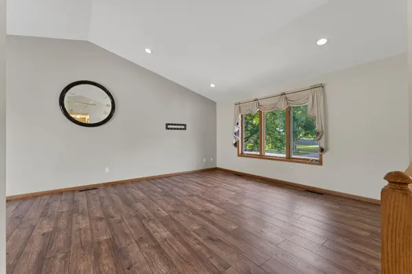501 Carter DR, Northfield, MN 55057