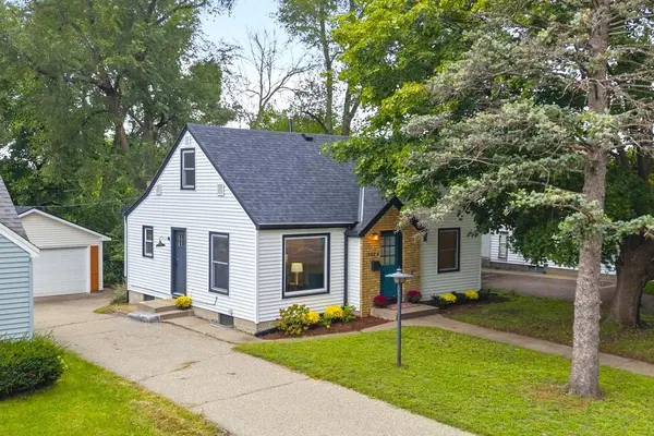 3024 Texas AVE S, Saint Louis Park, MN 55426