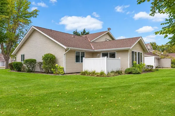 3253 Riverwood DR, Hastings, MN 55033