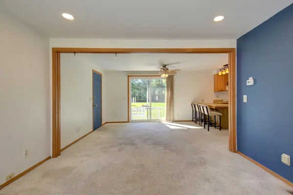 3990 66th ST E, Inver Grove Heights, MN 55076