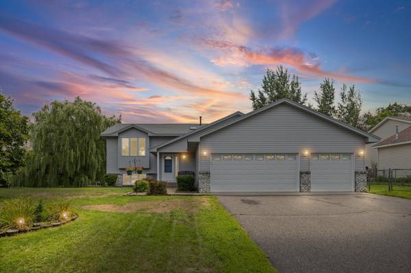 14421 Tungsten WAY NW, Anoka, MN 55303