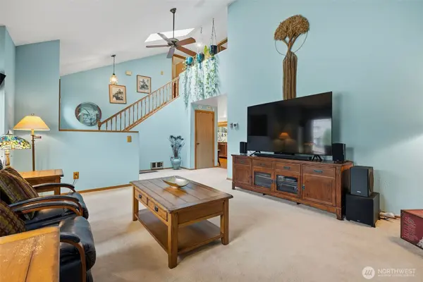 23504 19th DR SE, Bothell, WA 98021
