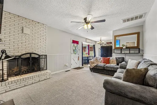 208 E 30th ST, Edmond, OK 73013