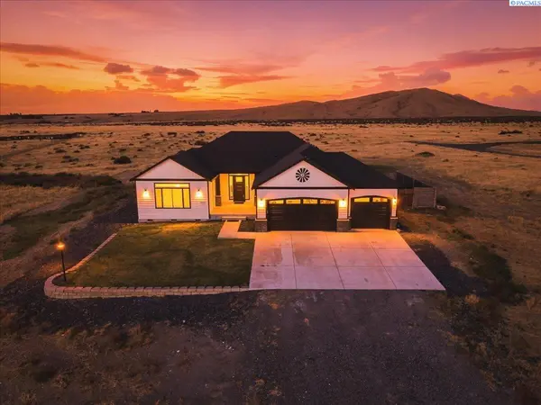 74822 N 120 Pr NE, Benton City, WA 99320-7849