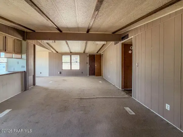 22655 W Henderson ST, Congress, AZ 85332