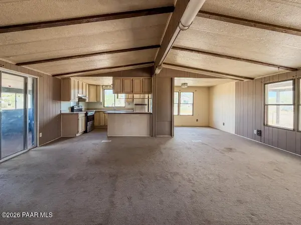 22655 W Henderson ST, Congress, AZ 85332
