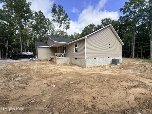 550 Stone Cliff Lane, Jamestown, TN 38556