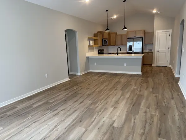 761 N Wheatland St, Wichita, KS 67235