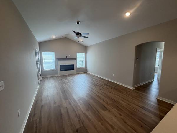 761 N Wheatland St, Wichita, KS 67235