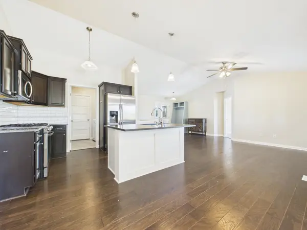 2101 N Woodard St., Derby, KS 67037-2364