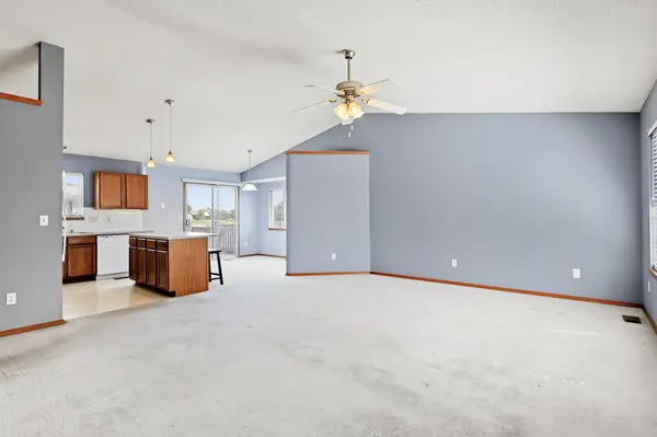 1914 Summerwood St, Goddard, KS 67052