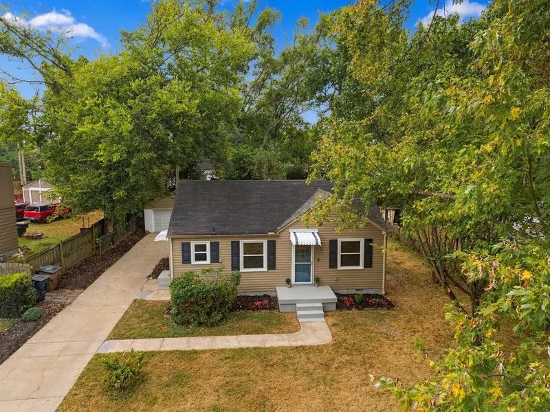 907 Kipling Dr, Nashville, TN 37217