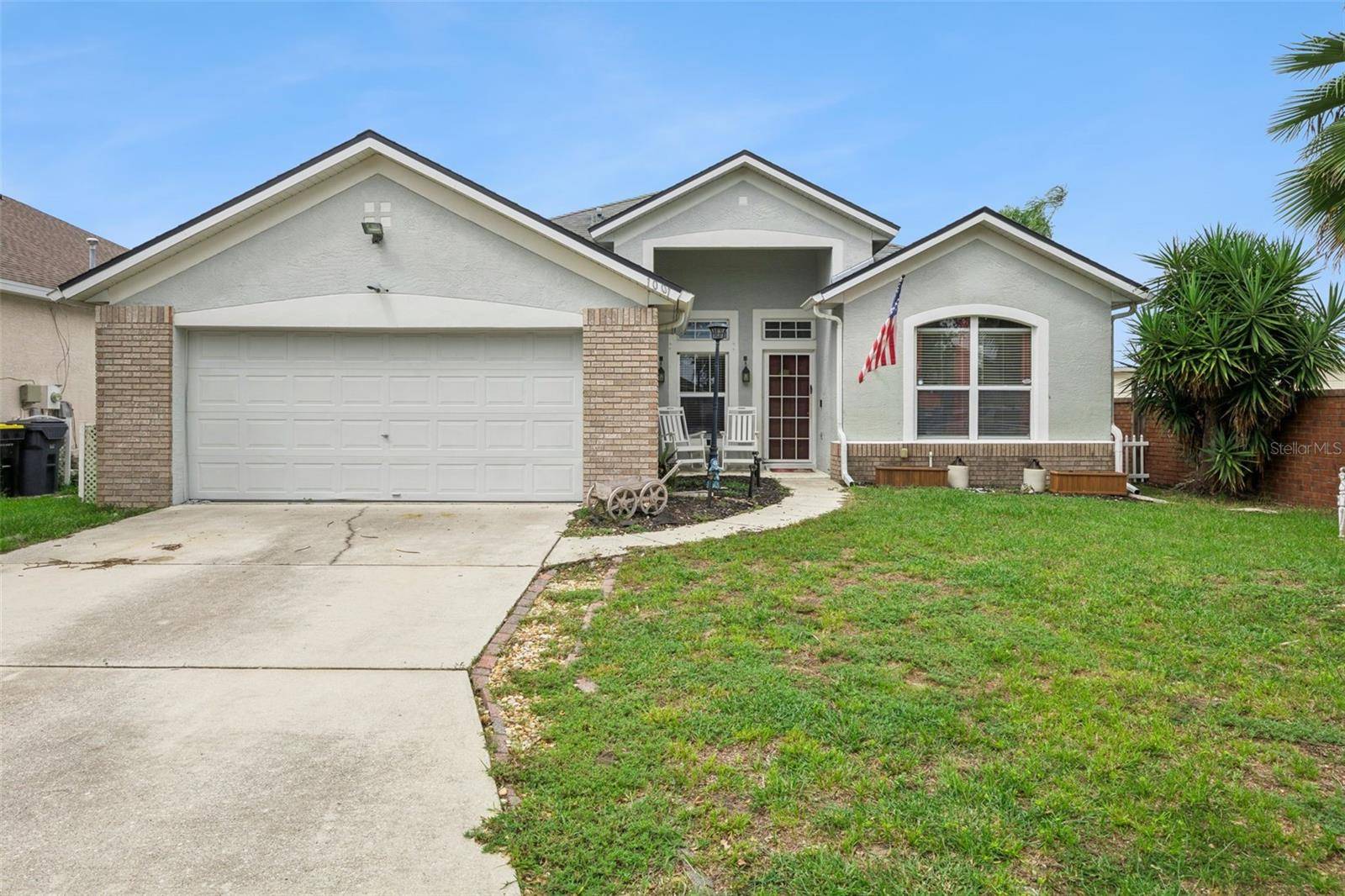 1001 JAYBEE AVE, Davenport