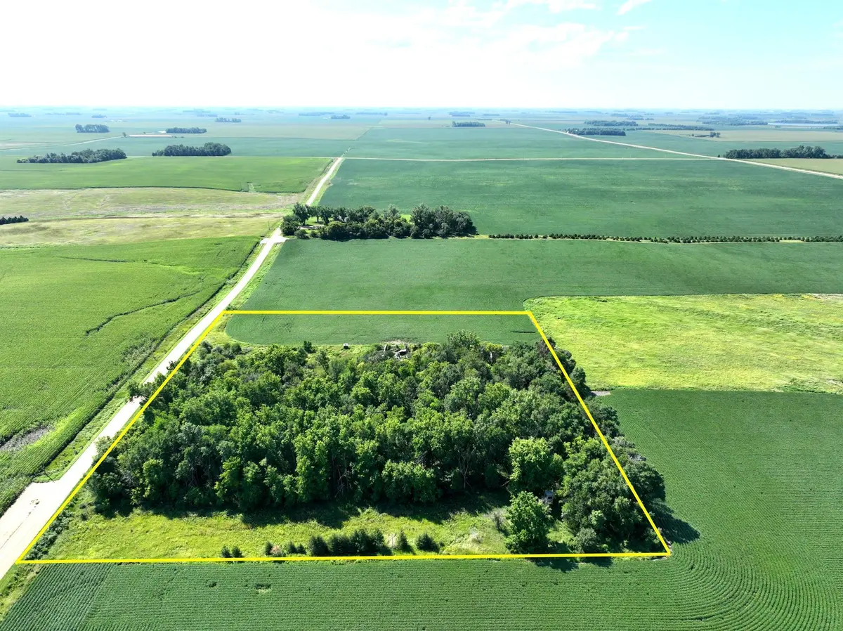 717 185th AVE, Avoca, MN 56114