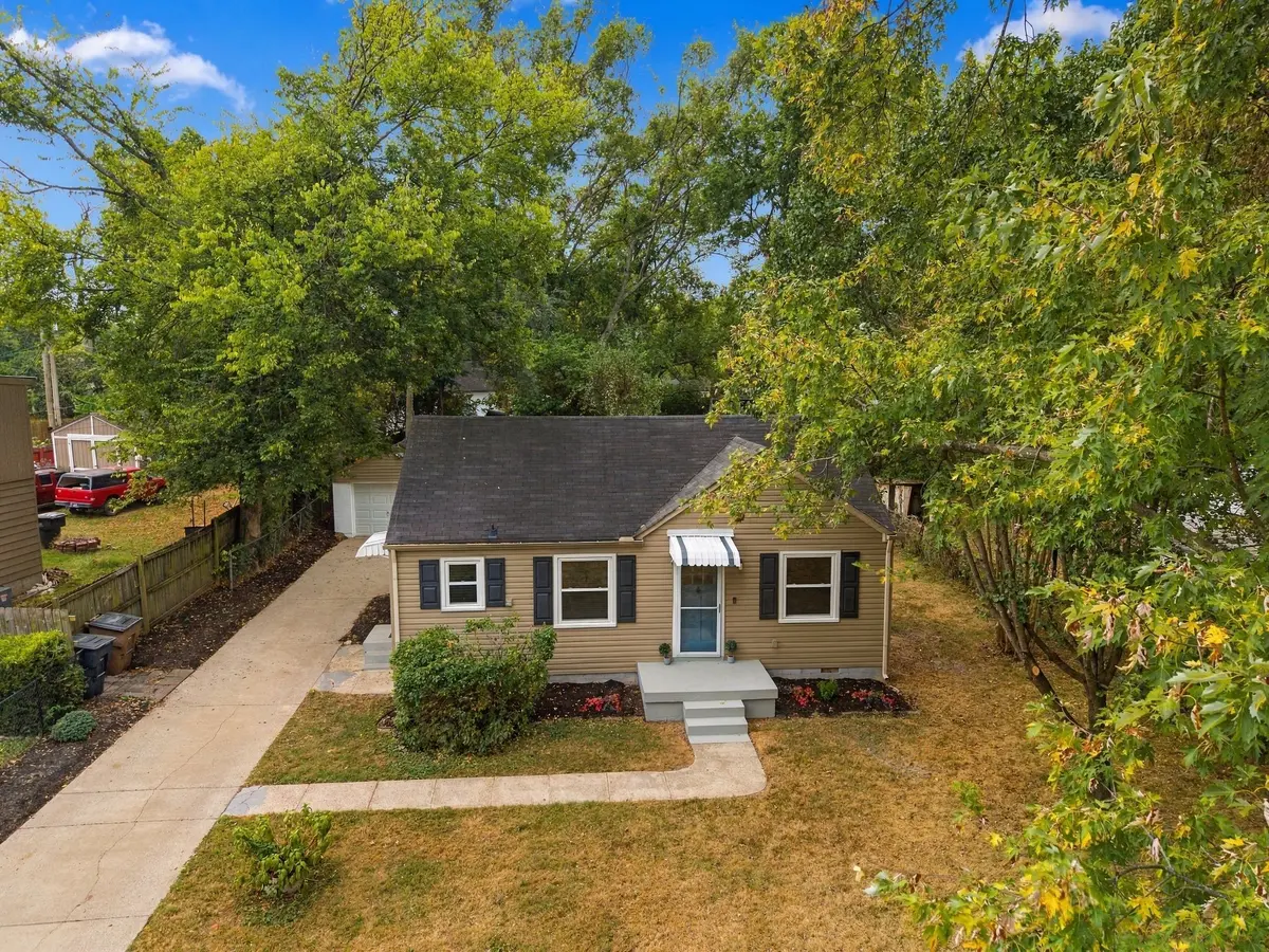 907 Kipling Dr, Nashville, TN 37217