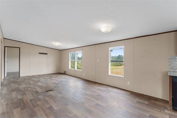 178 Ponderosa LOOP, Paige, TX 78659