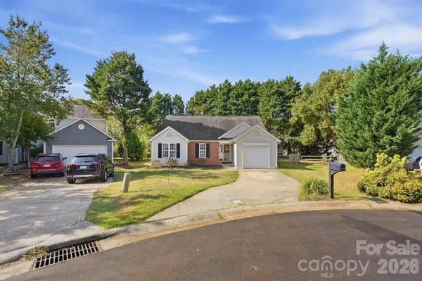 9100 Royal Highlands CT, Charlotte, NC 28277