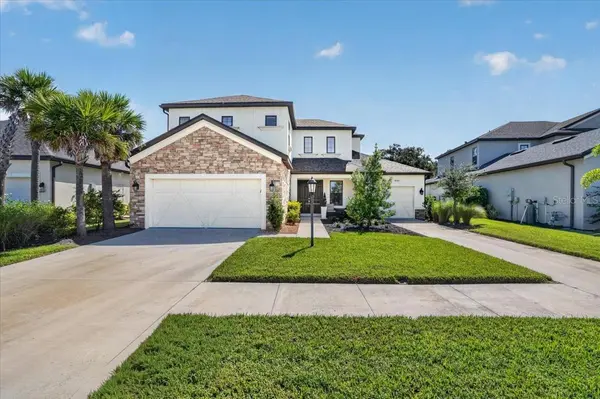 10203 MILKY WAY CIR, Sarasota, FL 34241