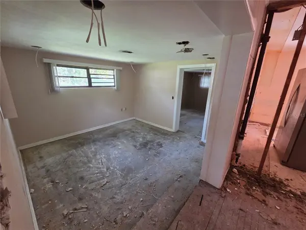 2212 NE 8TH AVE, Gainesville, FL 32641