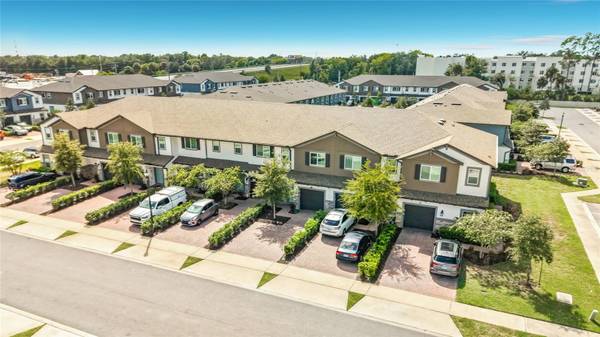 232 CAPE HONEYSUCKLE PL, Sanford, FL 32771