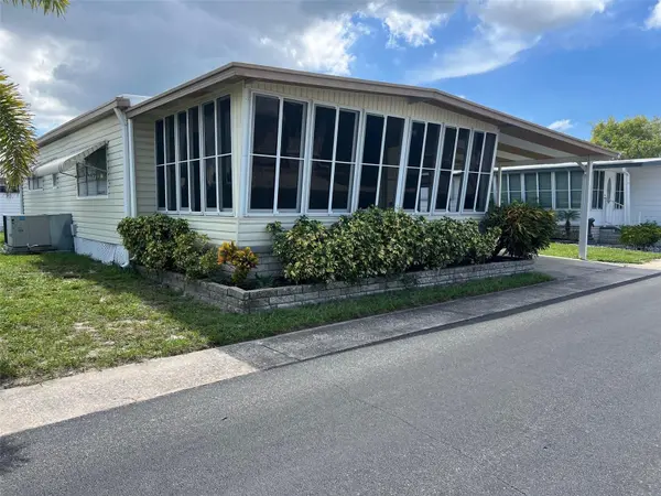 19 PINDO PALM ST W, Largo, FL 33770