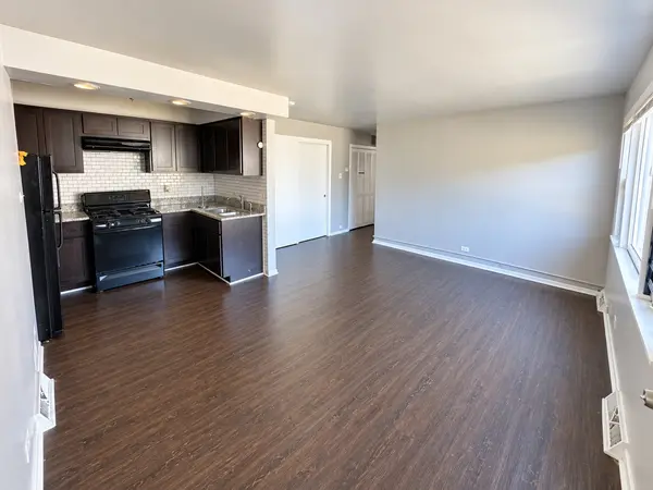 2750 E 83rd ST #1NE, Chicago, IL 60617