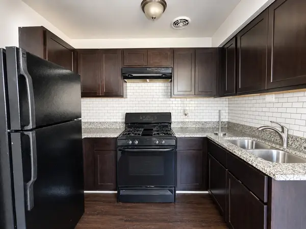 2750 E 83rd ST #1NE, Chicago, IL 60617
