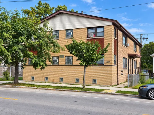 2750 E 83rd ST #1NE, Chicago, IL 60617