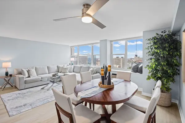4250 N Marine DR #2730, Chicago, IL 60613